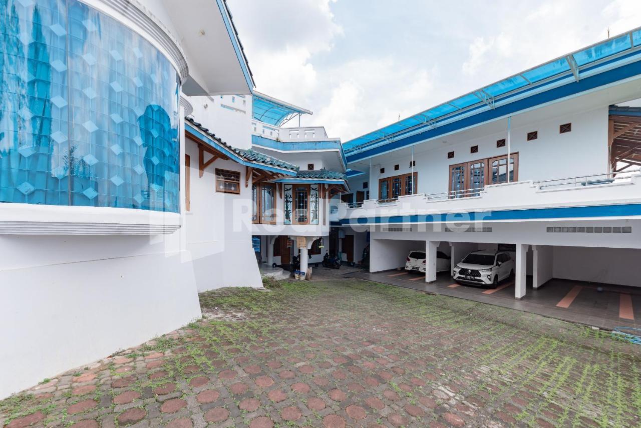 Biru Homestay Bandung Mitra Reddoorz Exterior photo