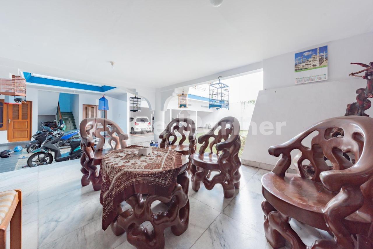 Biru Homestay Bandung Mitra Reddoorz Exterior photo