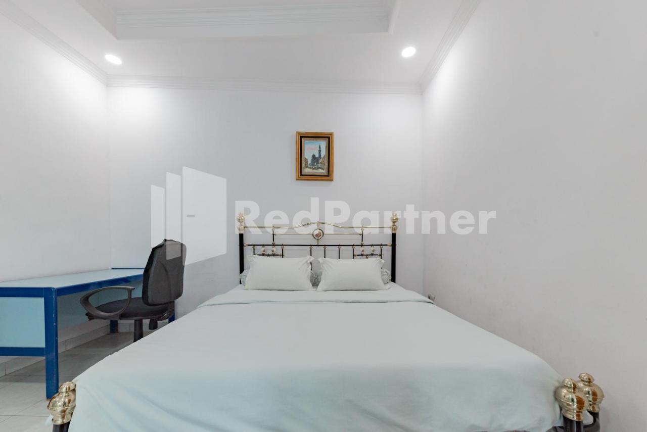 Biru Homestay Bandung Mitra Reddoorz Exterior photo